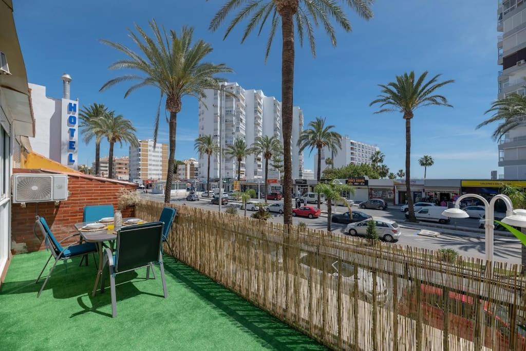 Lxr Pacifico 2Hab Junto Al Mar Apartment Benalmadena Luaran gambar